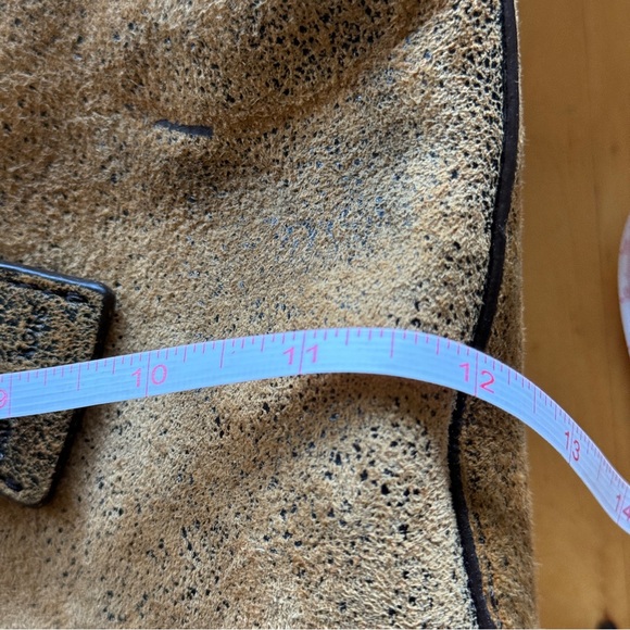 Michael Kors Hamilton Distressed Suede large
Tote Brown - Picture 11 of 13